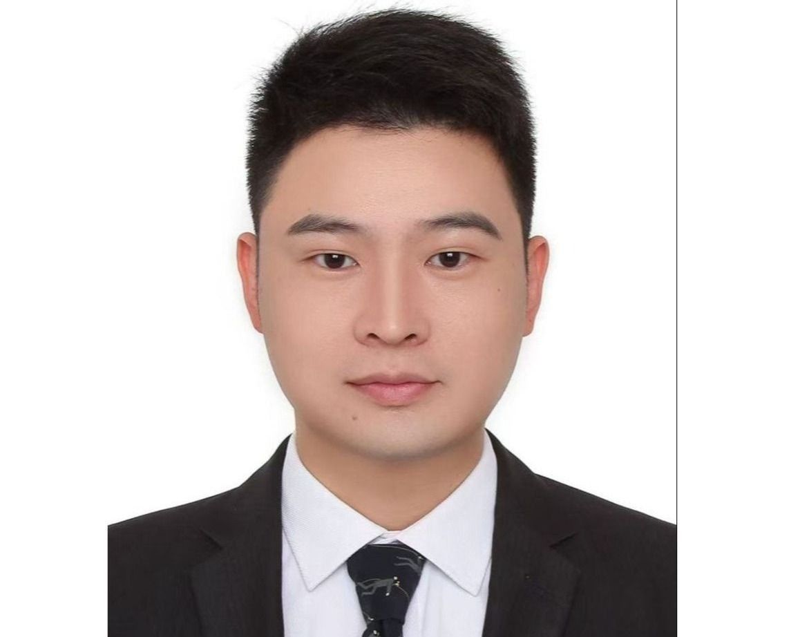 张坤